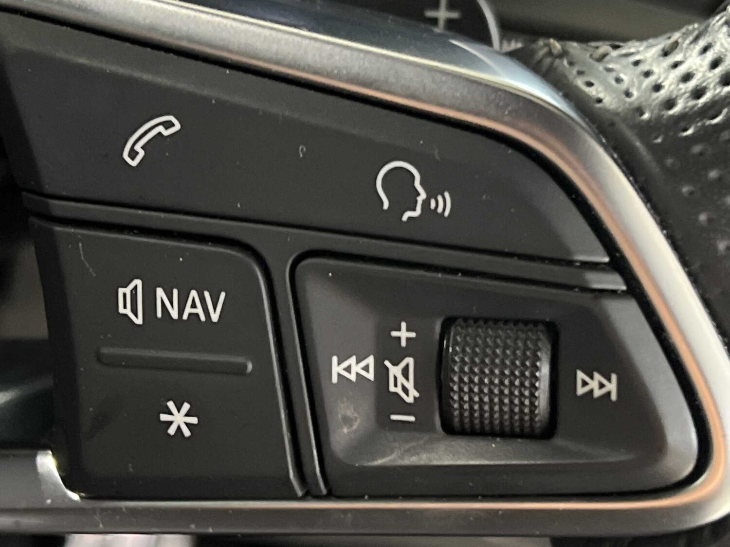 Used Audi TT for sale - 77862045: Photo 17