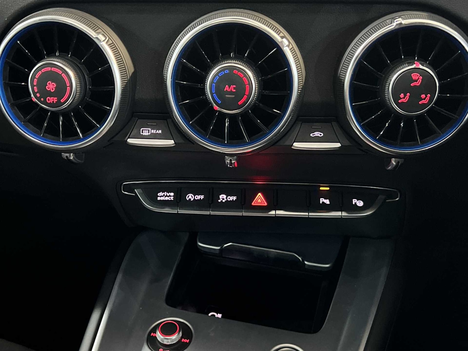 Used Audi TT for sale - 77862045: Photo 32