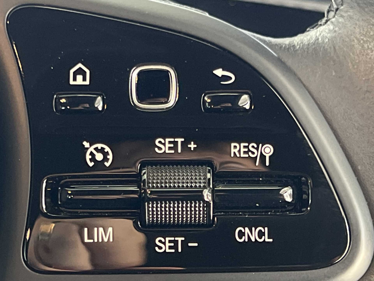 Vehicle 33