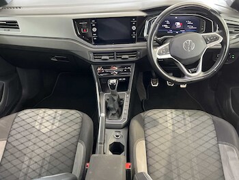 Used Volkswagen Polo 2023 for sale - 75903476: Photo