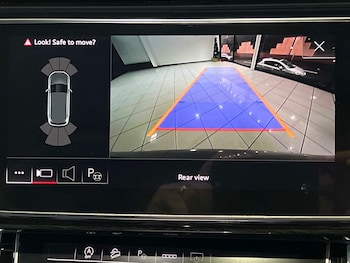 Used Audi Q7 2022 for sale - 76704995: Photo