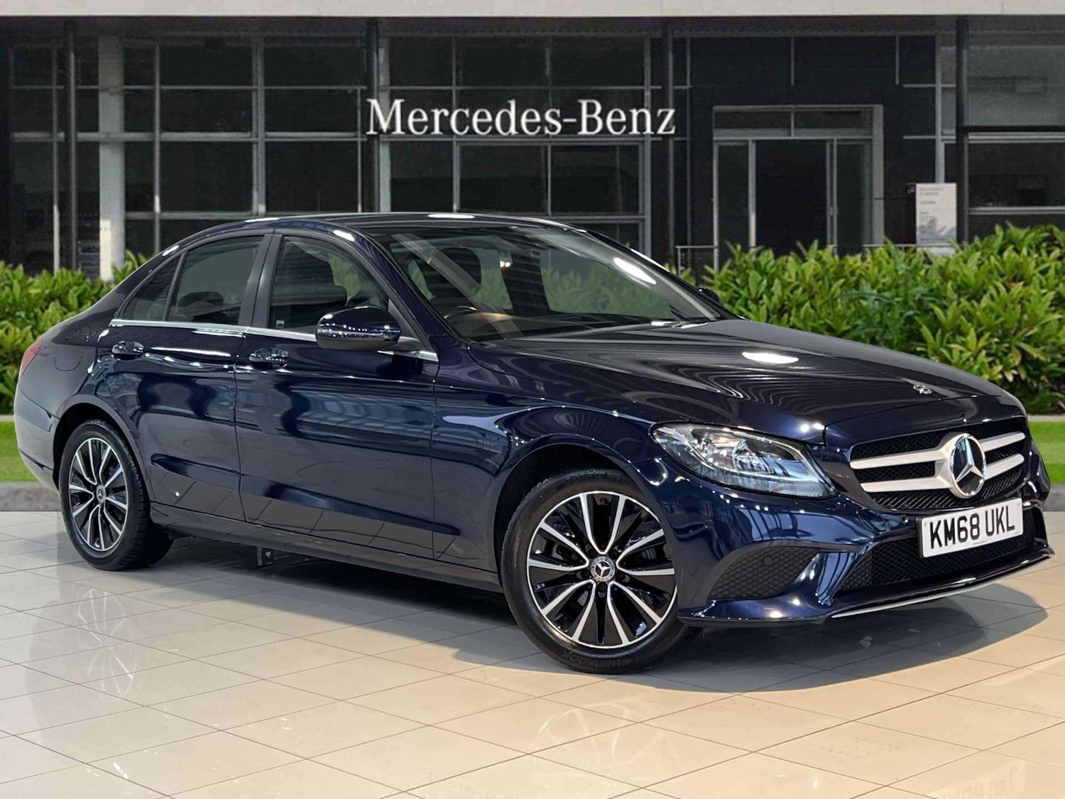 Used Mercedes-Benz C Class 2018 for sale - 76390699: Photo 1