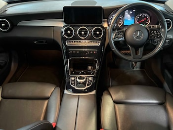 Used Mercedes-Benz C Class 2018 for sale - 76390699: Photo