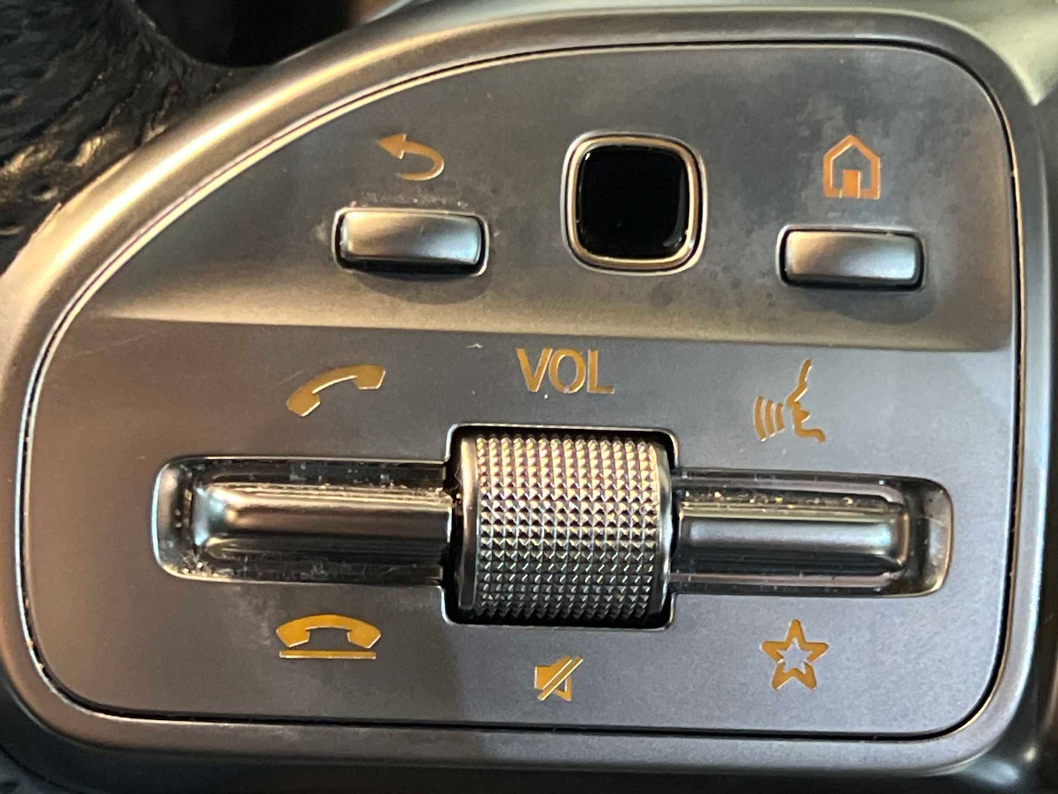 Used Mercedes-Benz GLC 2023 for sale - 76889879: Photo 31