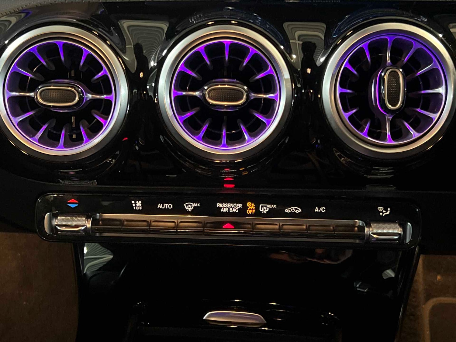 Used Mercedes-Benz CLA 2025 for sale - 76460384: Photo 21