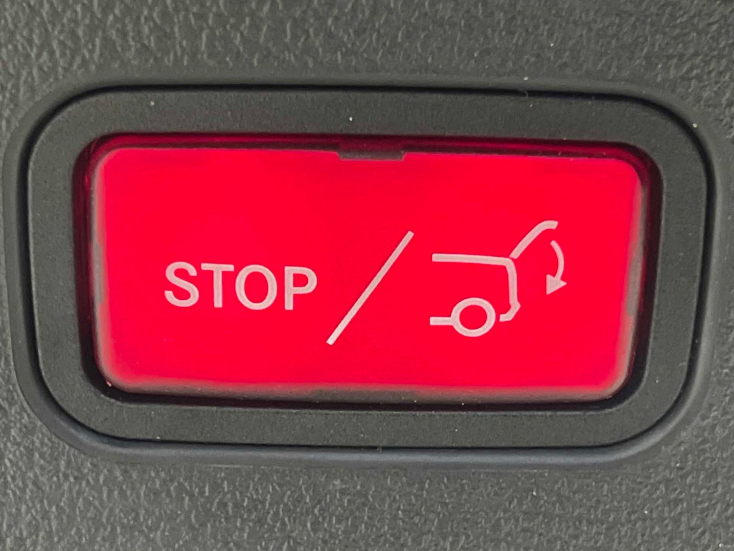 Used Mercedes-Benz GLC 2023 for sale - 76668913: Photo 14