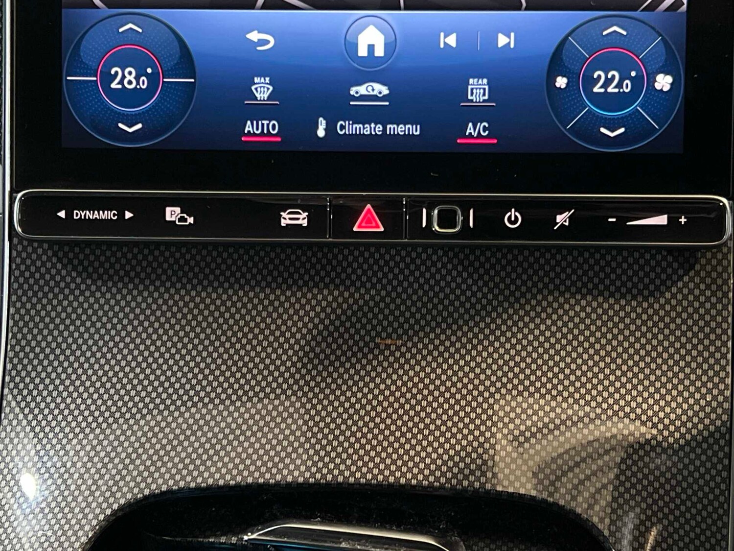 Used Mercedes-Benz GLC 2023 for sale - 76668913: Photo 21