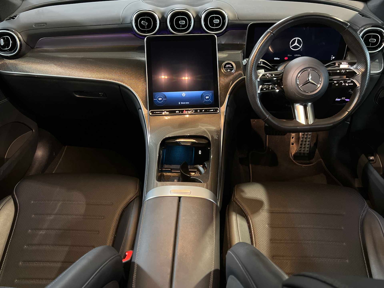 Used Mercedes-Benz GLC 2023 for sale - 76668913: Photo 3