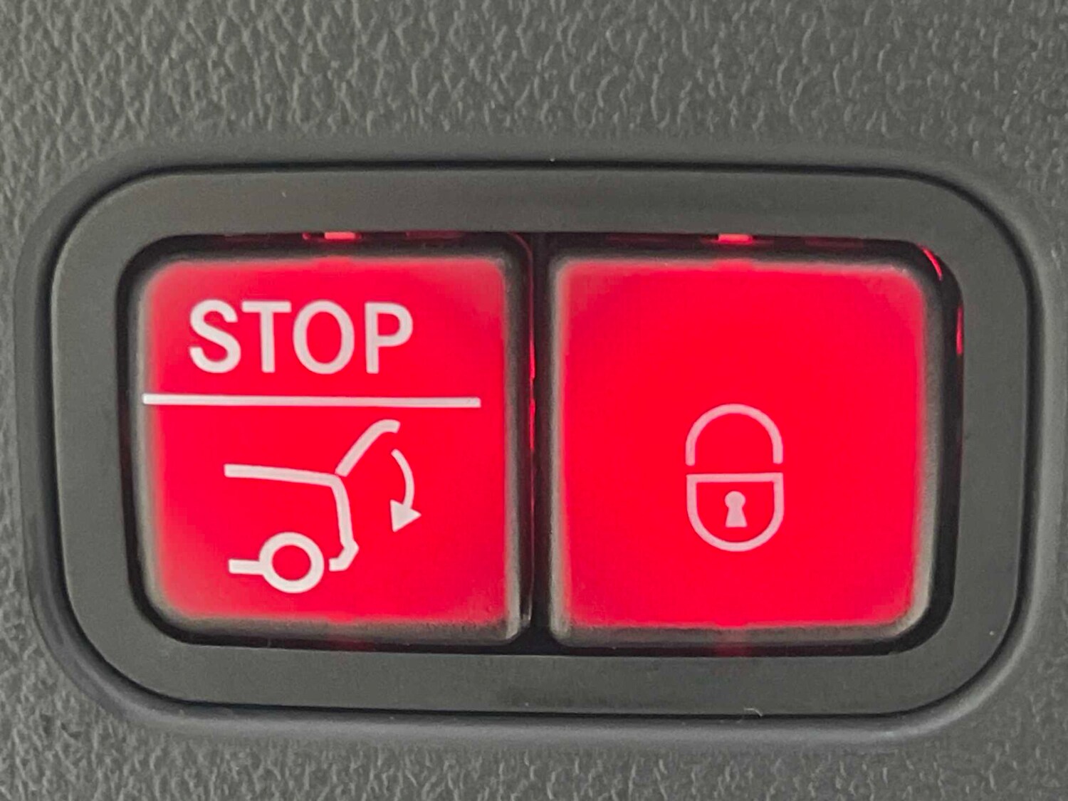 Used Mercedes-Benz GLC 2024 for sale - 77282067: Photo 14