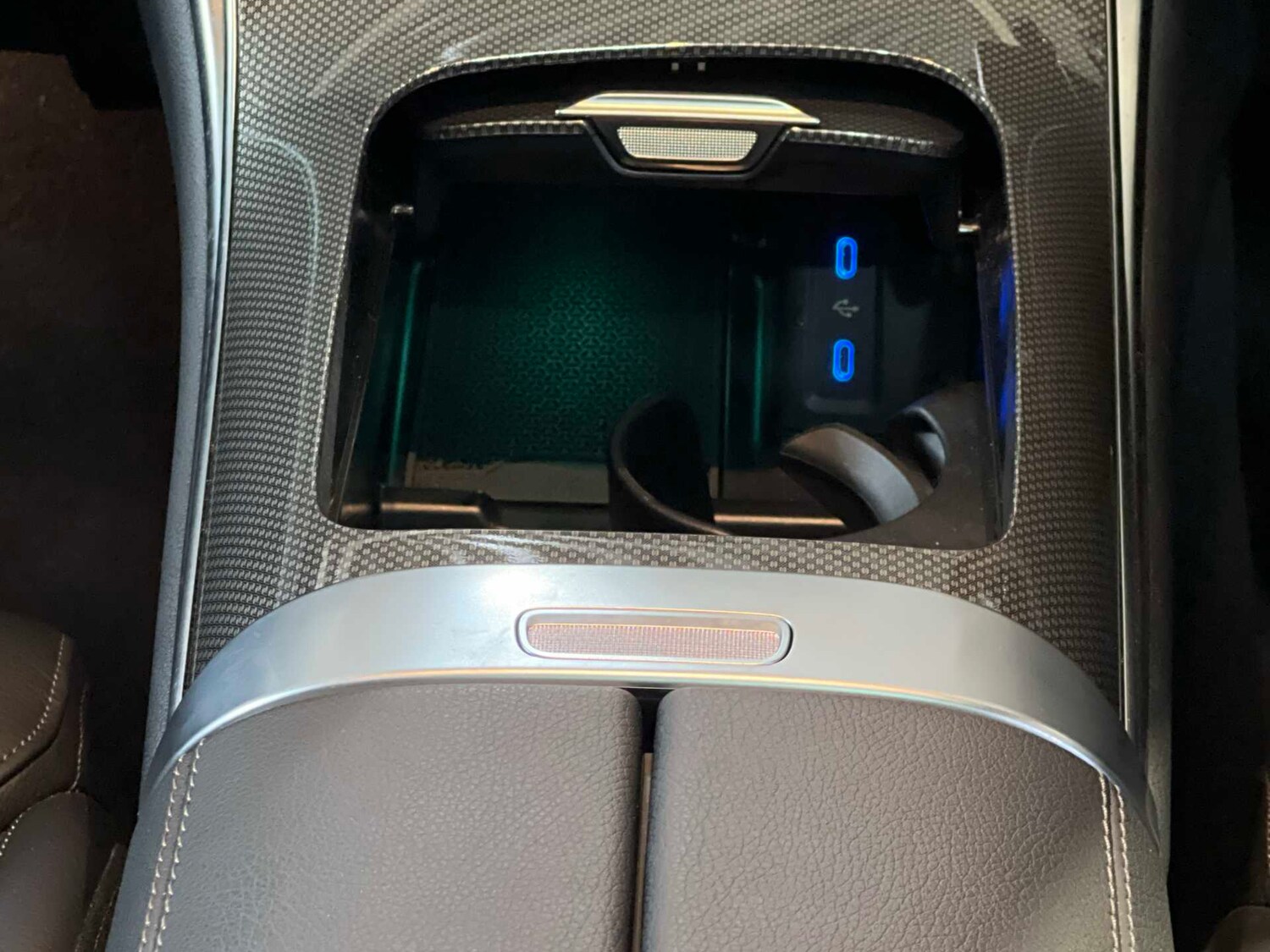 Used Mercedes-Benz GLC 2024 for sale - 77282067: Photo 19