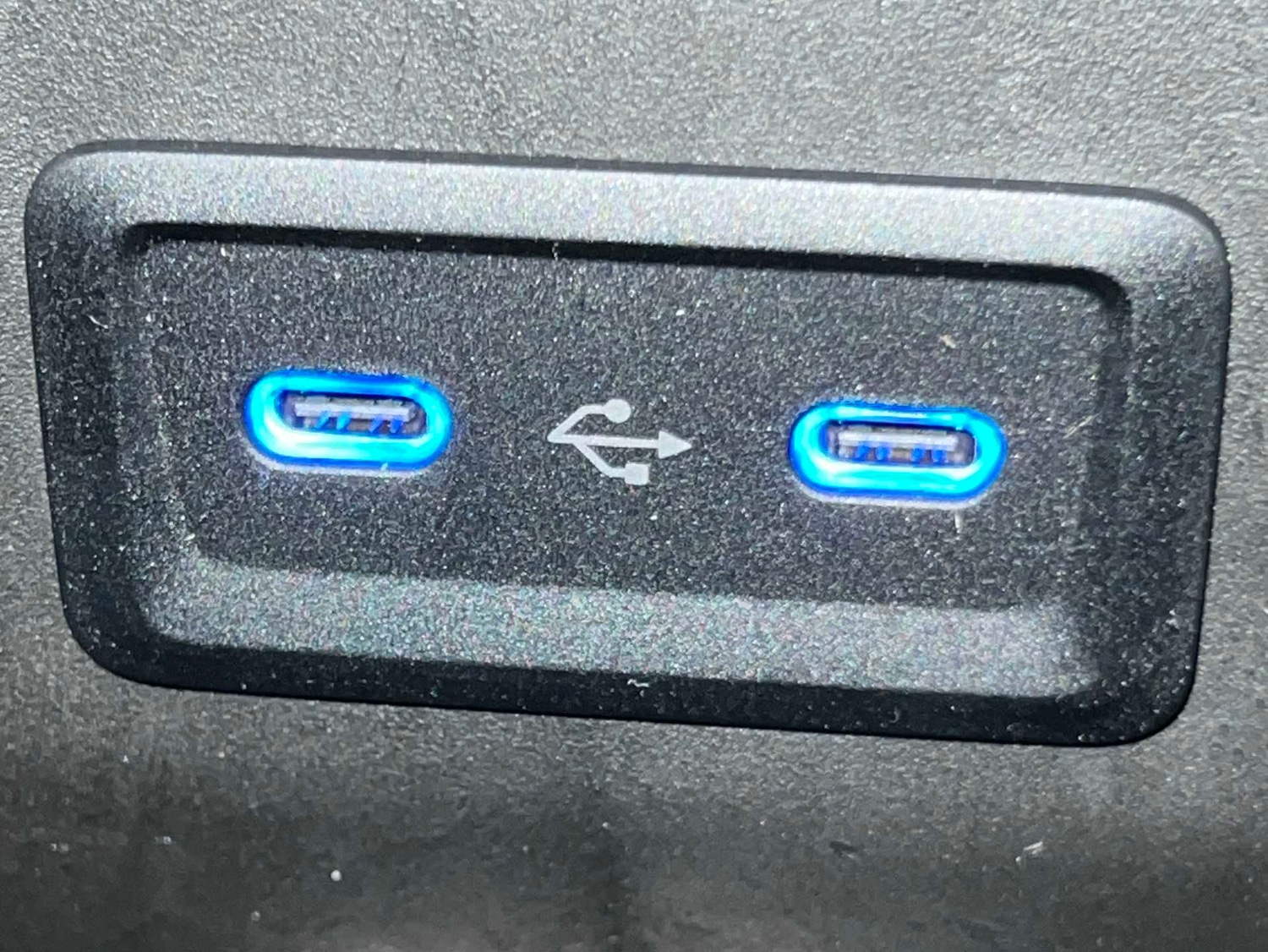 Used Mercedes-Benz GLC 2024 for sale - 77282067: Photo 31