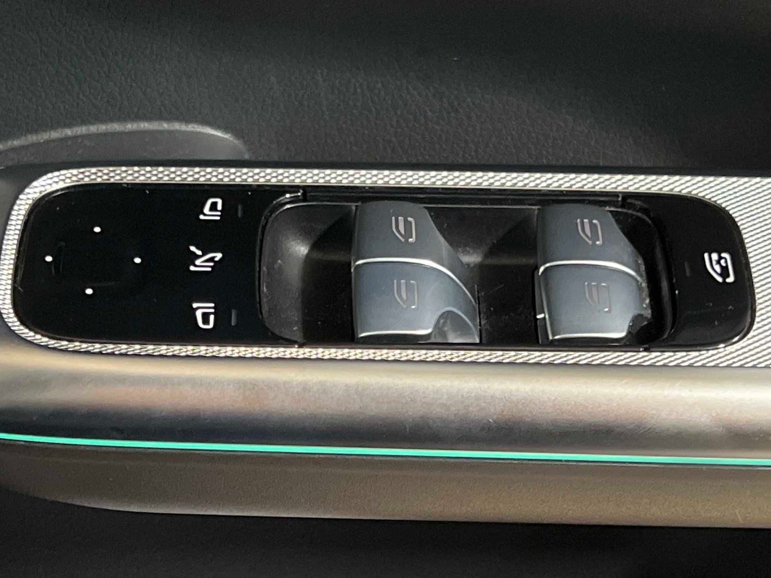 Used Mercedes-Benz GLC 2024 for sale - 77282067: Photo 34