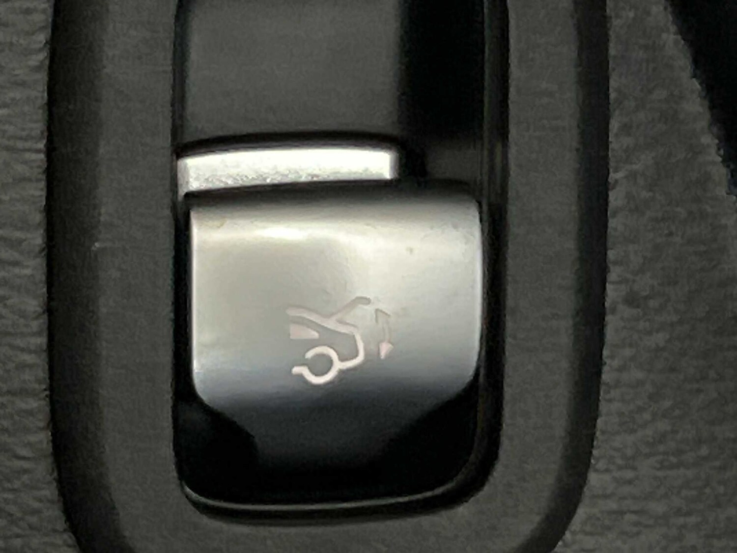 Used Mercedes-Benz GLC 2024 for sale - 77282067: Photo 35