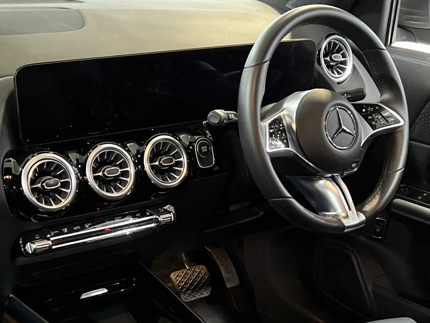 Used Mercedes-Benz EQA 2024 for sale - 77698900: Photo 20