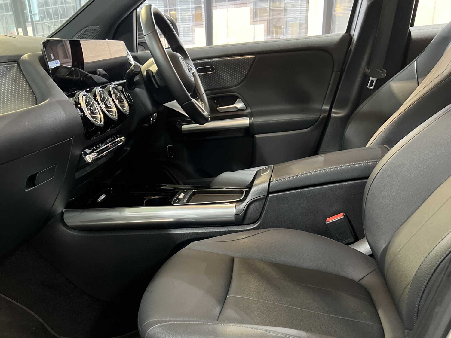 Used Mercedes-Benz EQA 2024 for sale - 77698900: Photo 21