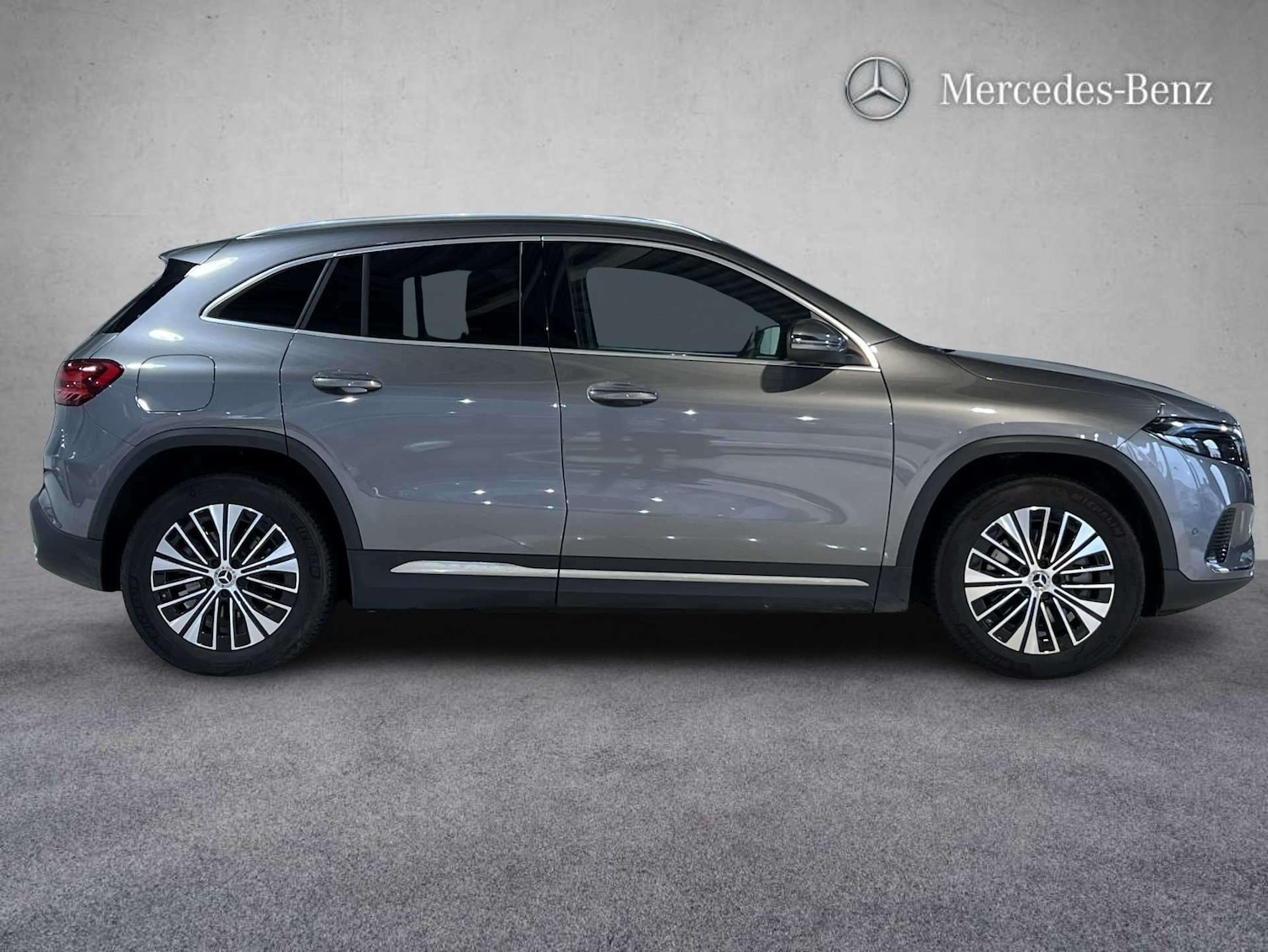 Used Mercedes-Benz EQA 2024 for sale - 77698900: Photo 4