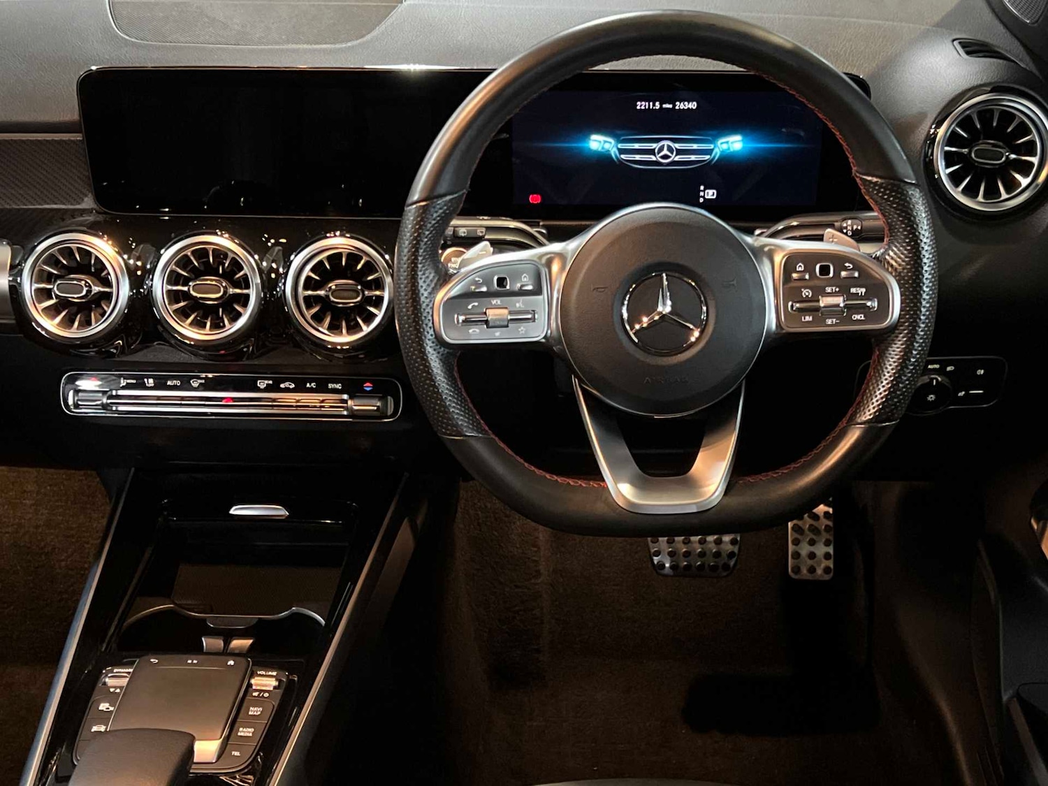 Used Mercedes-Benz GLB 2022 for sale - 77011015: Photo 17