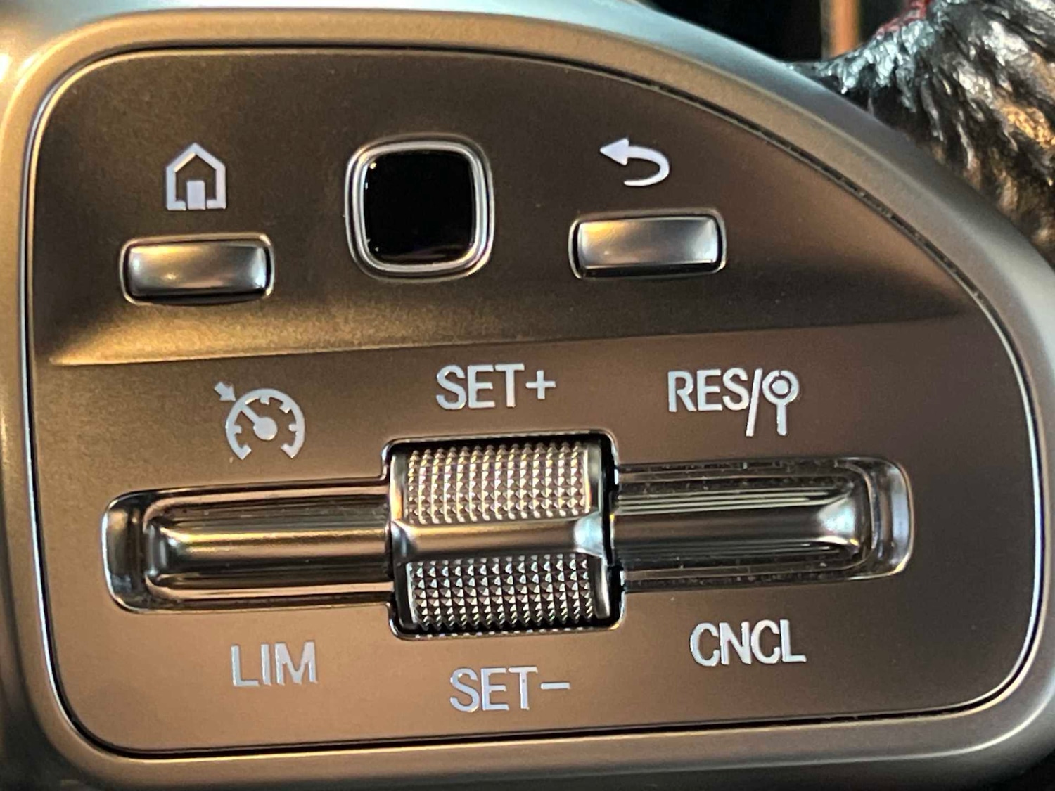 Used Mercedes-Benz GLB 2022 for sale - 77011015: Photo 33