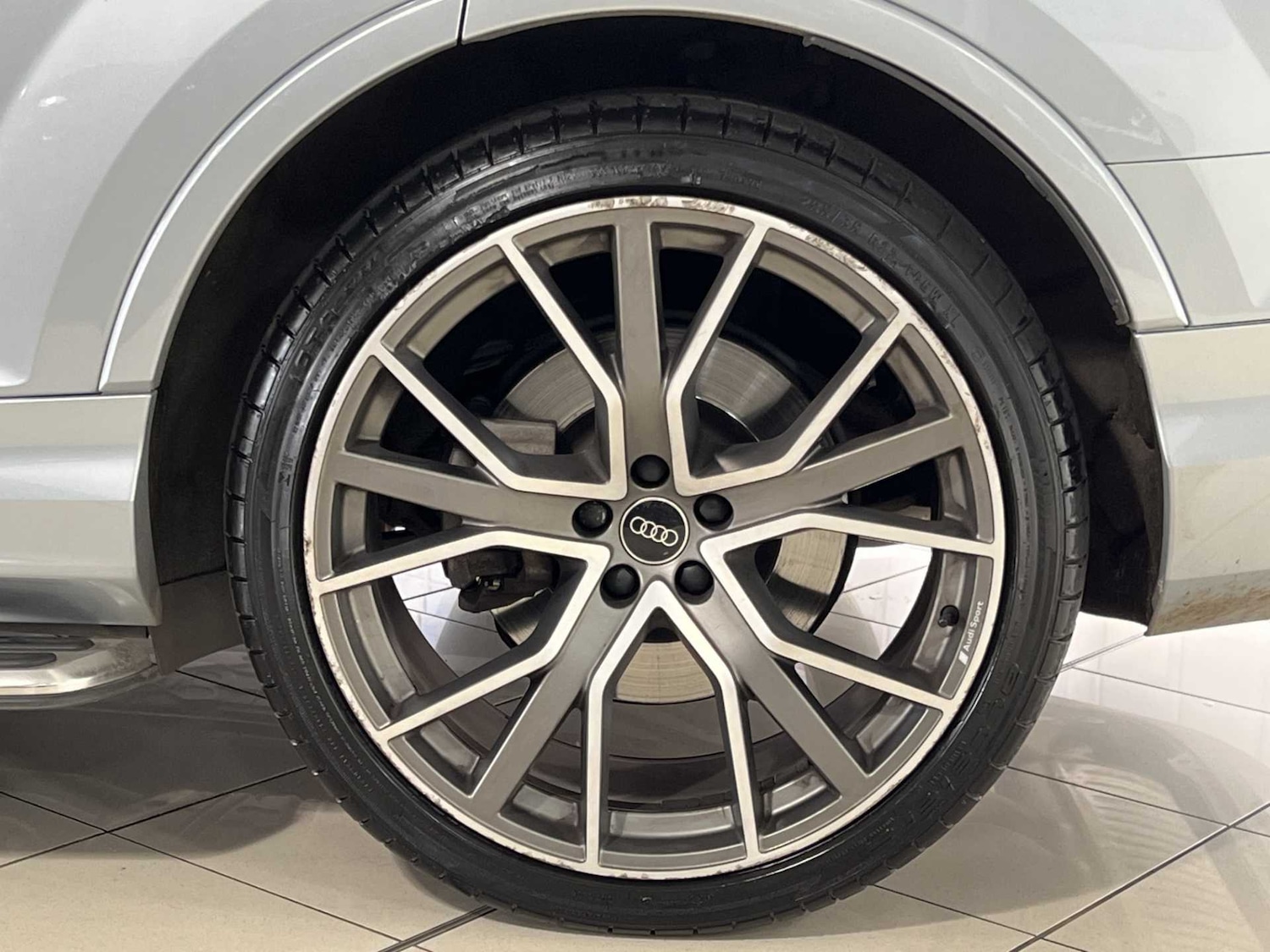 Used Audi Q7 2023 for sale - 76100592: Photo 11