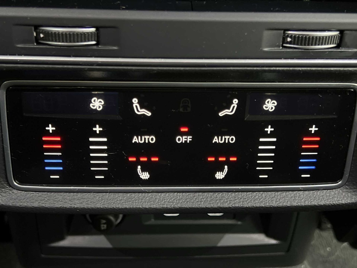 Used Audi Q7 2023 for sale - 76100592: Photo 25