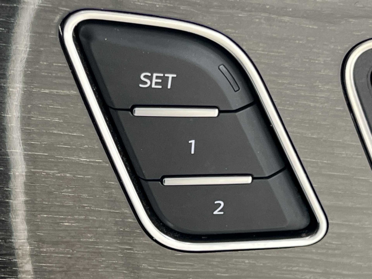 Used Audi Q7 2023 for sale - 76100592: Photo 27