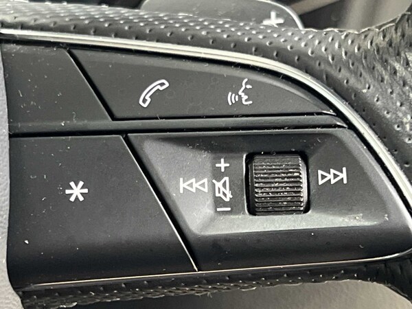 Used Audi Q7 2023 for sale - 76100592: Photo 32