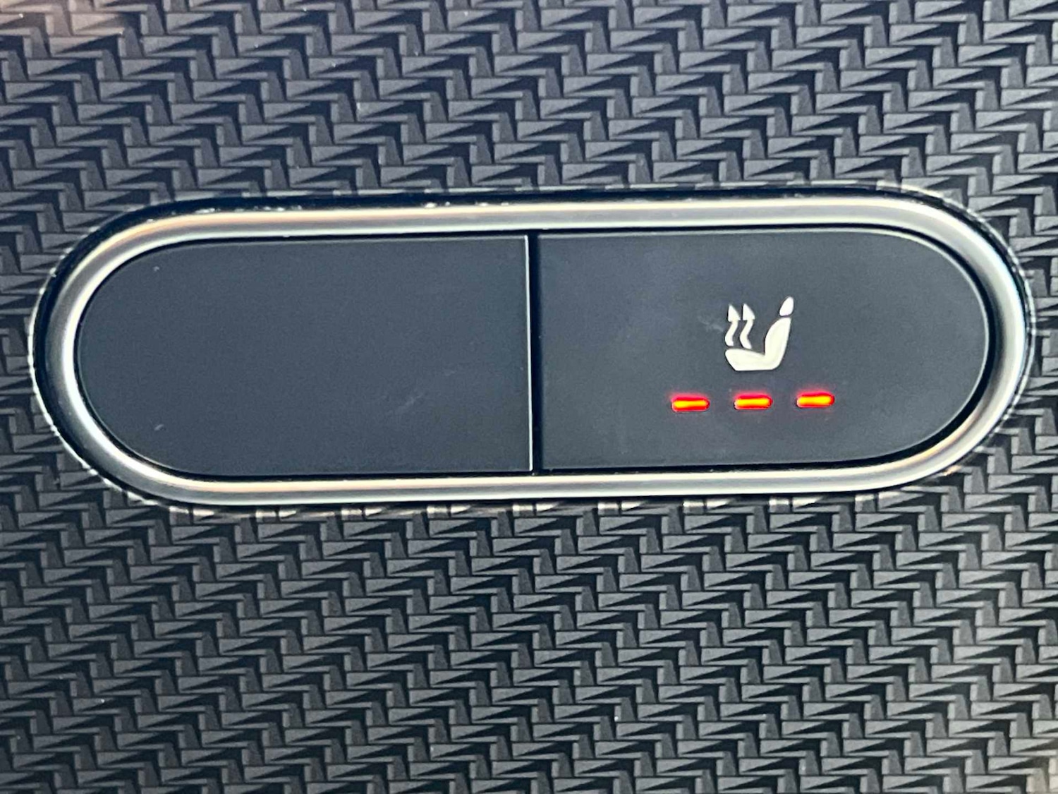 Used Mercedes-Benz GLA 2023 for sale - 77635041: Photo 24