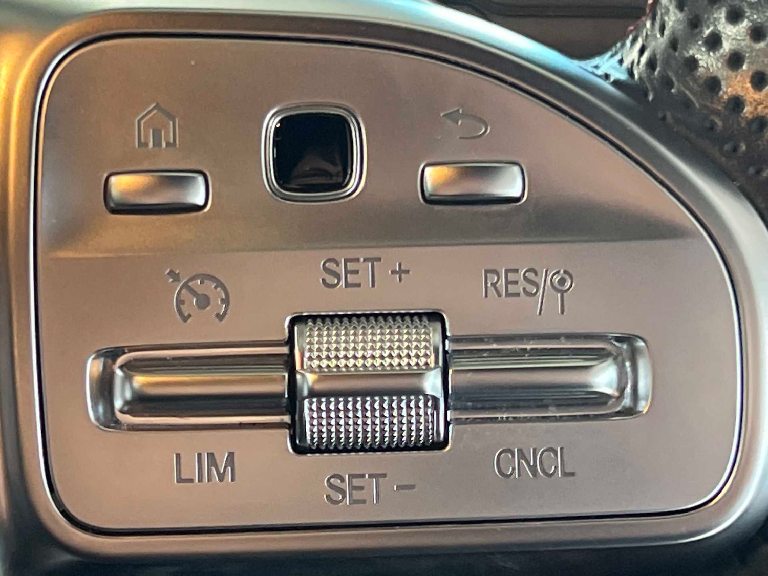 Used Mercedes-Benz GLA 2023 for sale - 77635041: Photo 33