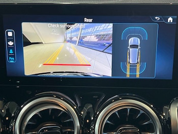 Used Mercedes-Benz GLB 2025 for sale - 76928915: Photo