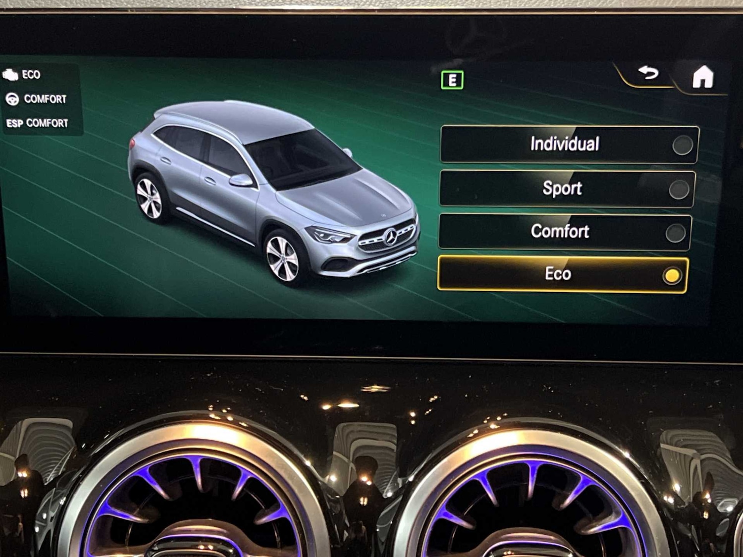 Used Mercedes-Benz GLA 2022 for sale - 76141908: Photo 29