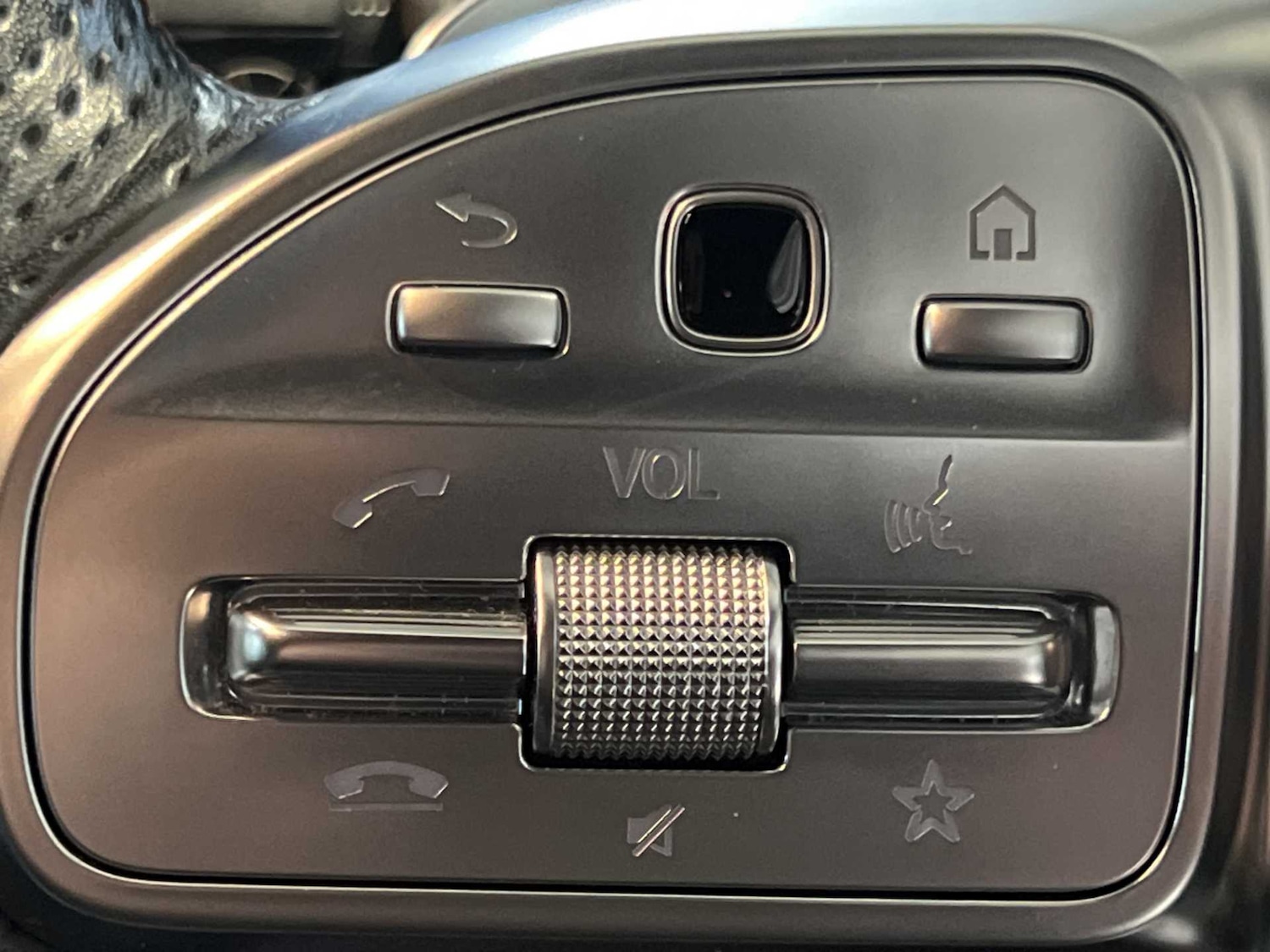 Used Mercedes-Benz GLA 2022 for sale - 76141908: Photo 32