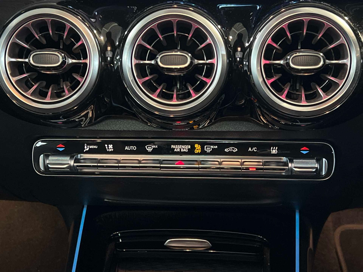 Used Mercedes-Benz EQB for sale - 77239917: Photo 22