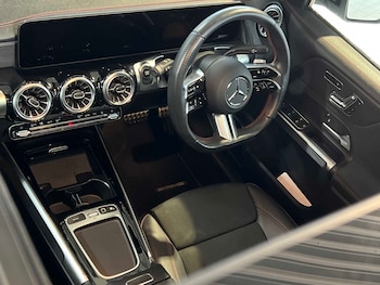 Used Mercedes-Benz EQB 2025 for sale - 77239917: Photo