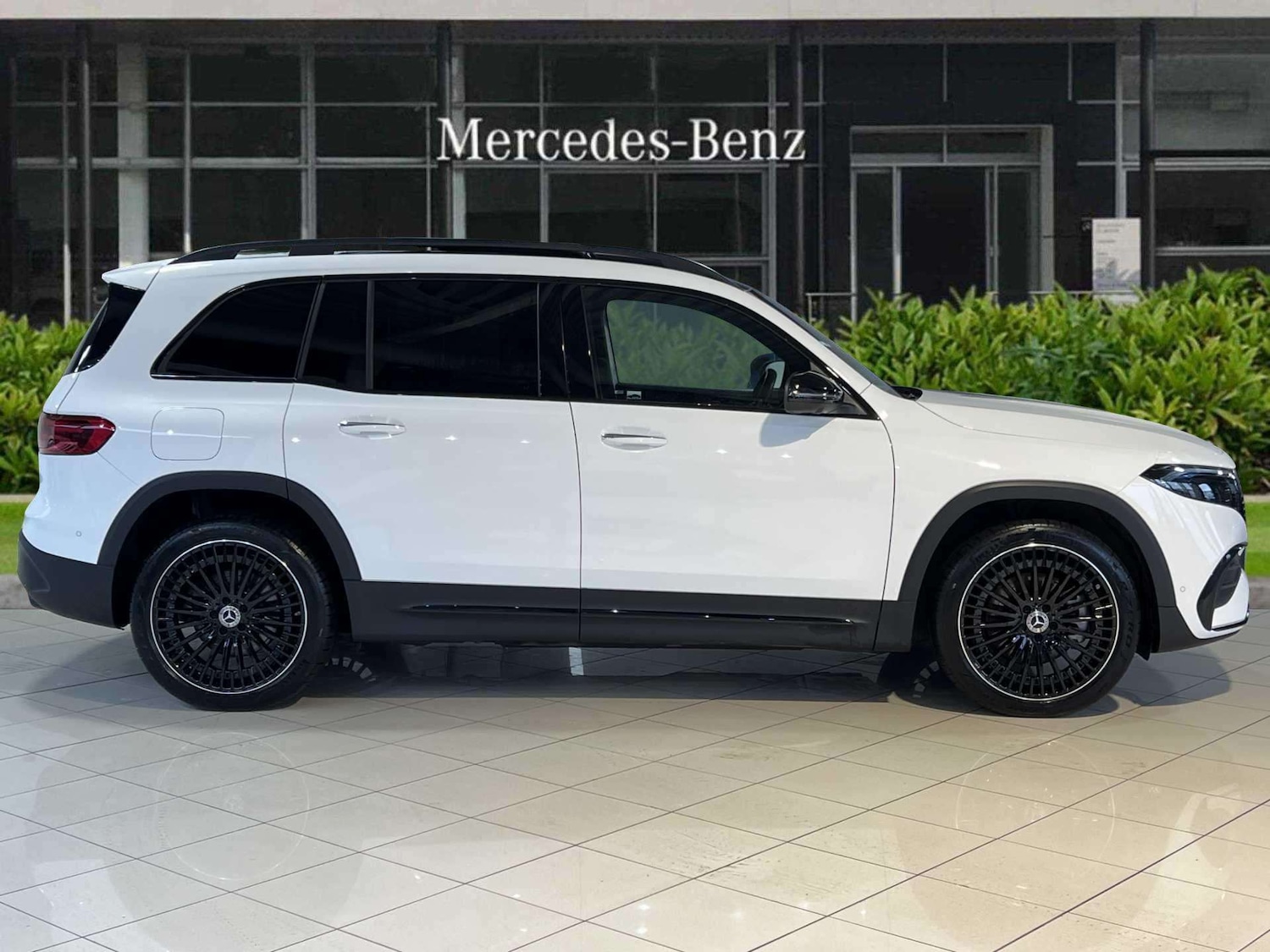 Used Mercedes-Benz EQB for sale - 77239917: Photo 5