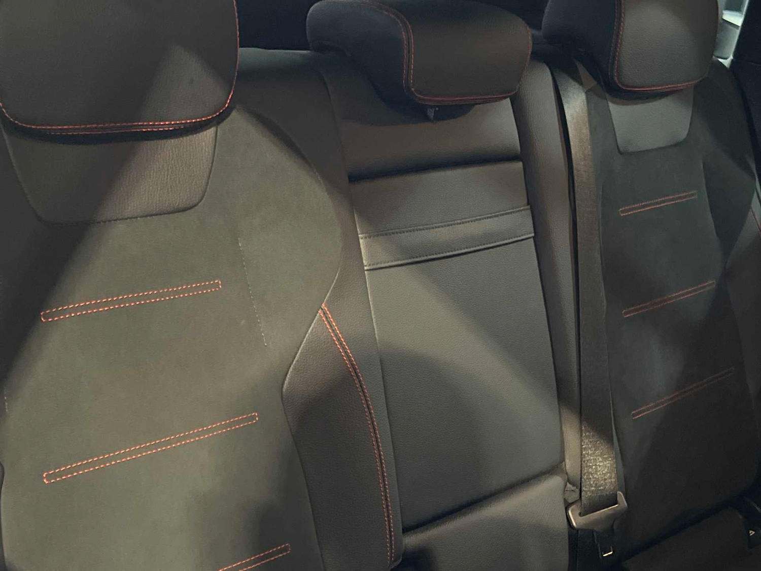 Used Mercedes-Benz GLB 2024 for sale - 76540794: Photo 16