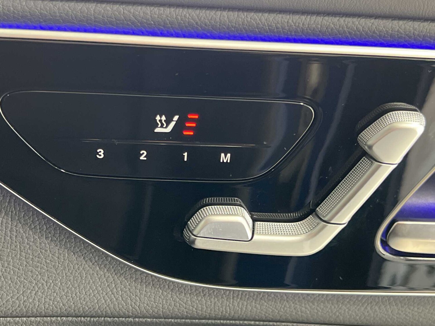 Used Mercedes-Benz GLC 2023 for sale - 75785151: Photo 24