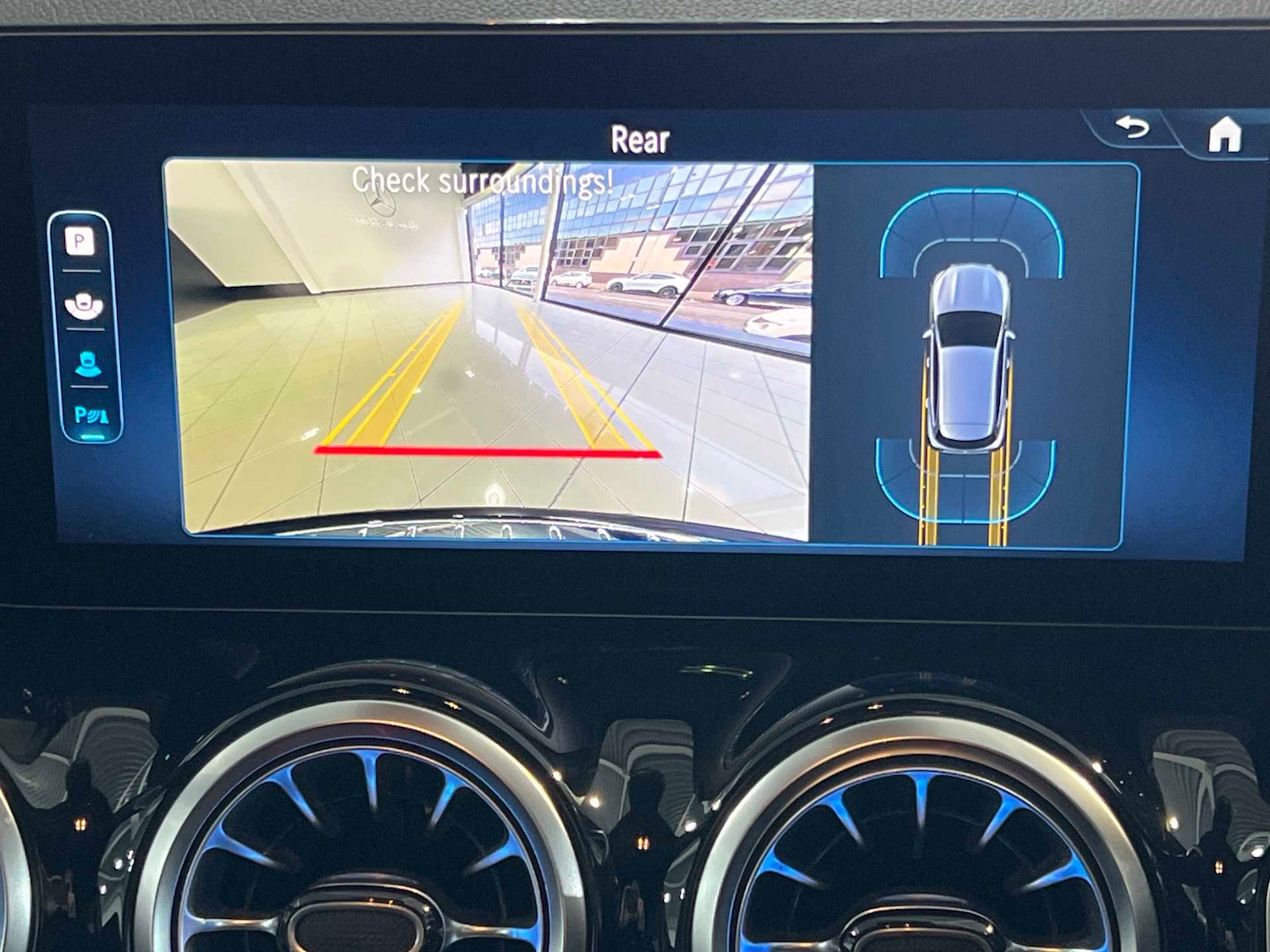 Used Mercedes-Benz GLA 2024 for sale - 76636834: Photo 4