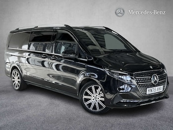 Used Mercedes-Benz V-Class 2025 for sale - 78550630: Photo