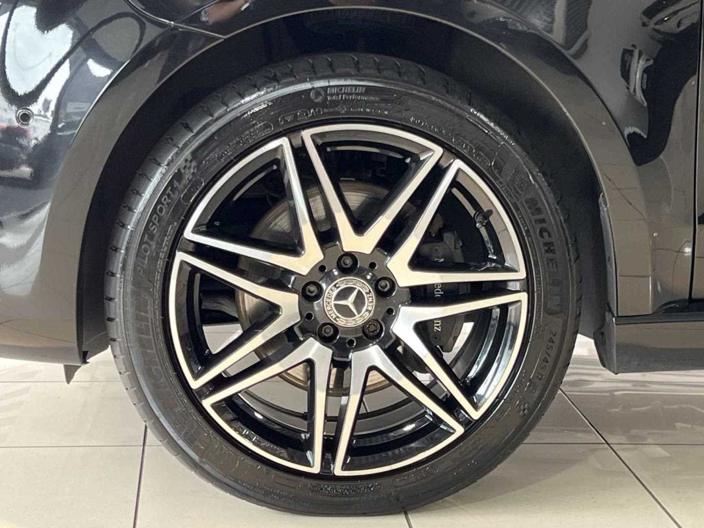 Used Mercedes-Benz V-Class 2023 for sale - 76034869: Photo 11