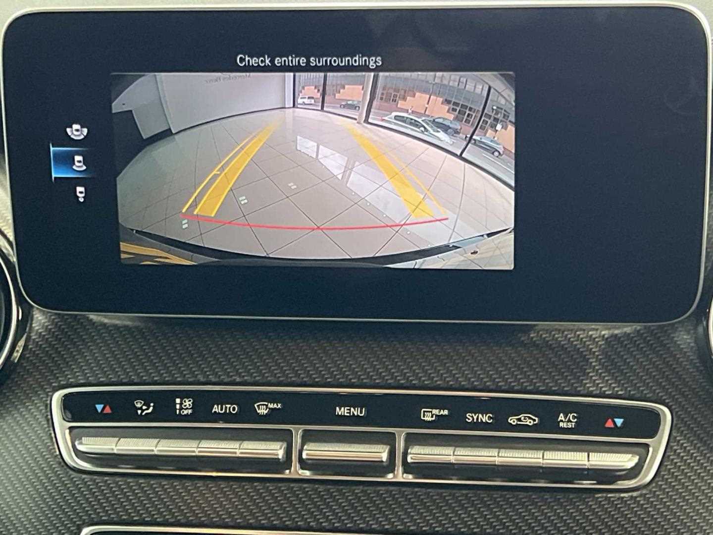 Used Mercedes-Benz V-Class 2023 for sale - 76034869: Photo 4