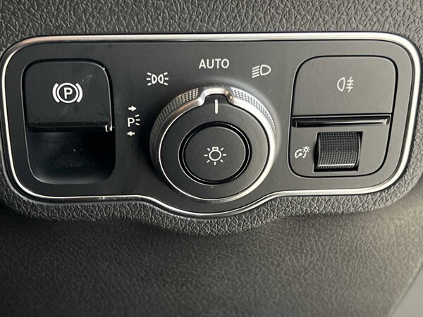 Used Mercedes-Benz EQB 2022 for sale - 76045165: Photo 23