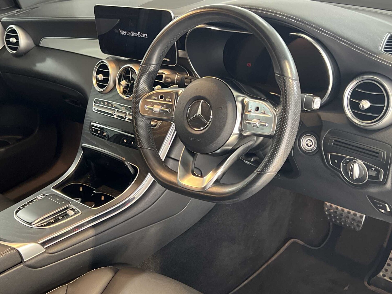 Used Mercedes-Benz GLC 2021 for sale - 76034886: Photo 15