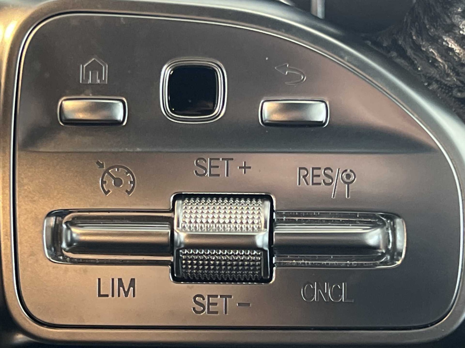 Used Mercedes-Benz GLC 2021 for sale - 76034886: Photo 32