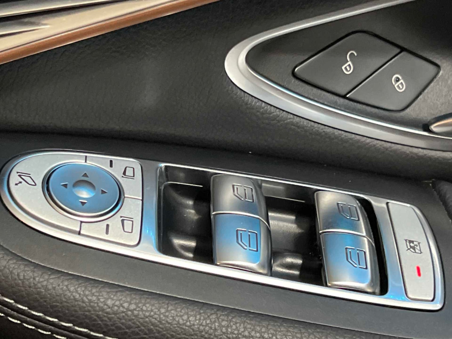 Used Mercedes-Benz EQC 2023 for sale - 77232993: Photo 34