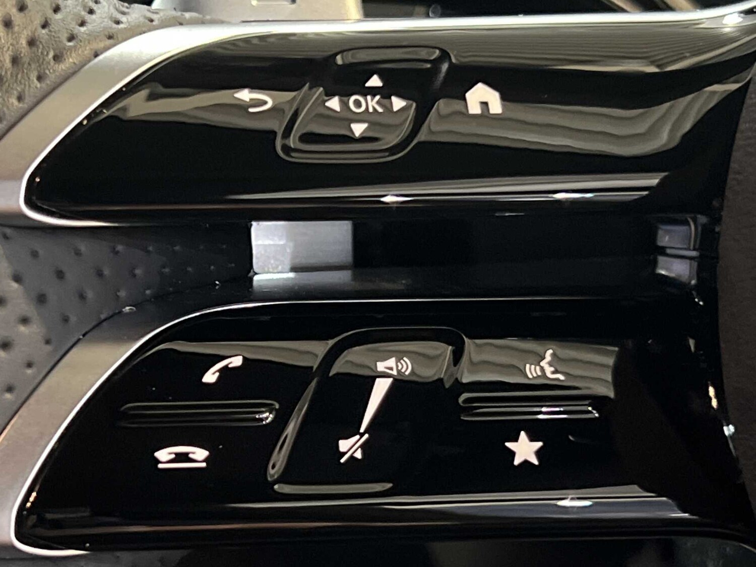 Used Mercedes-Benz CLA for sale - 77885844: Photo 16