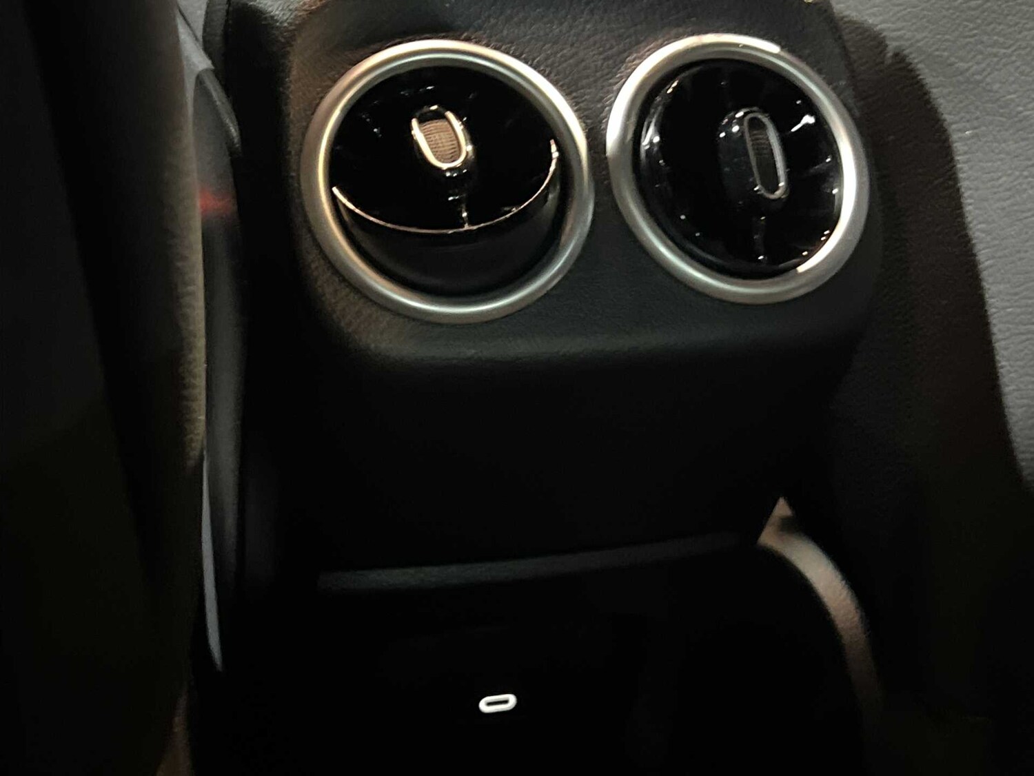 Used Mercedes-Benz CLA for sale - 77885844: Photo 23