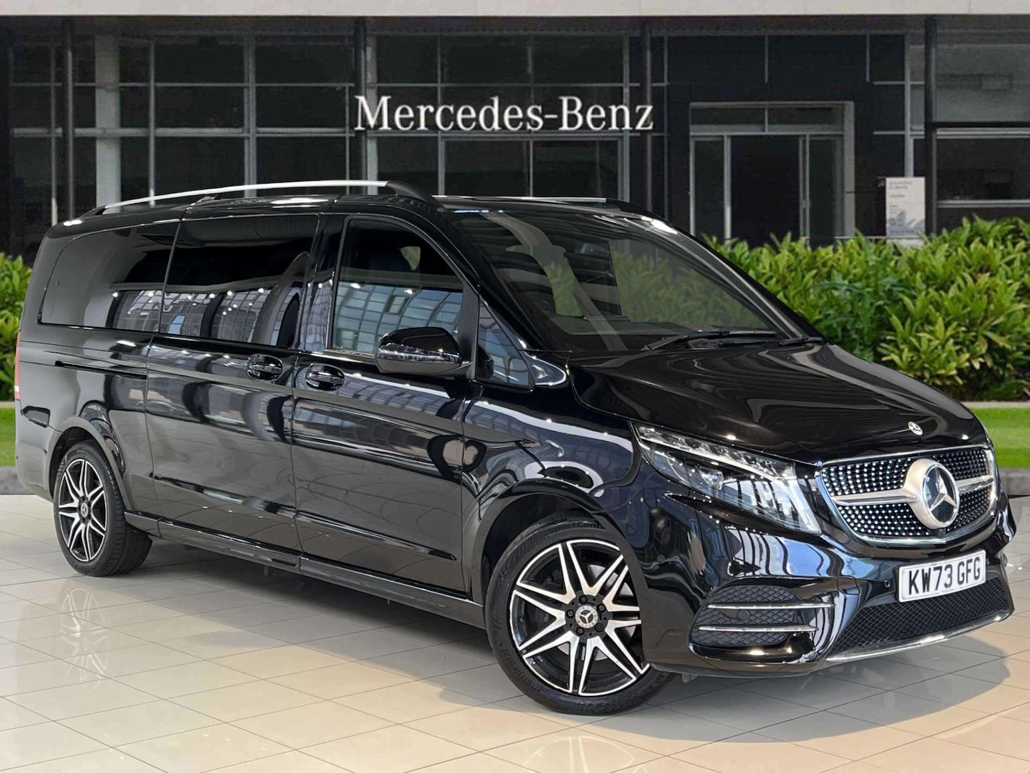 Used Mercedes-Benz V-Class 2023 for sale - 75951362: Photo 1