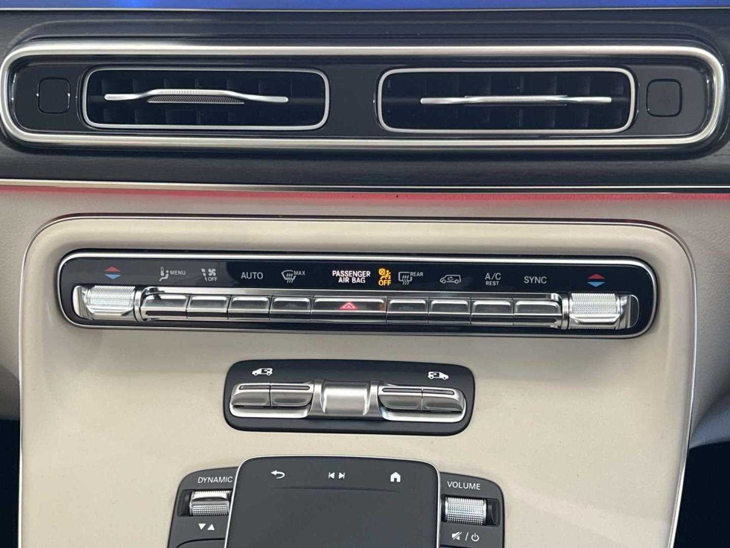 Used Mercedes-Benz V-Class 2025 for sale - 77886034: Photo 21