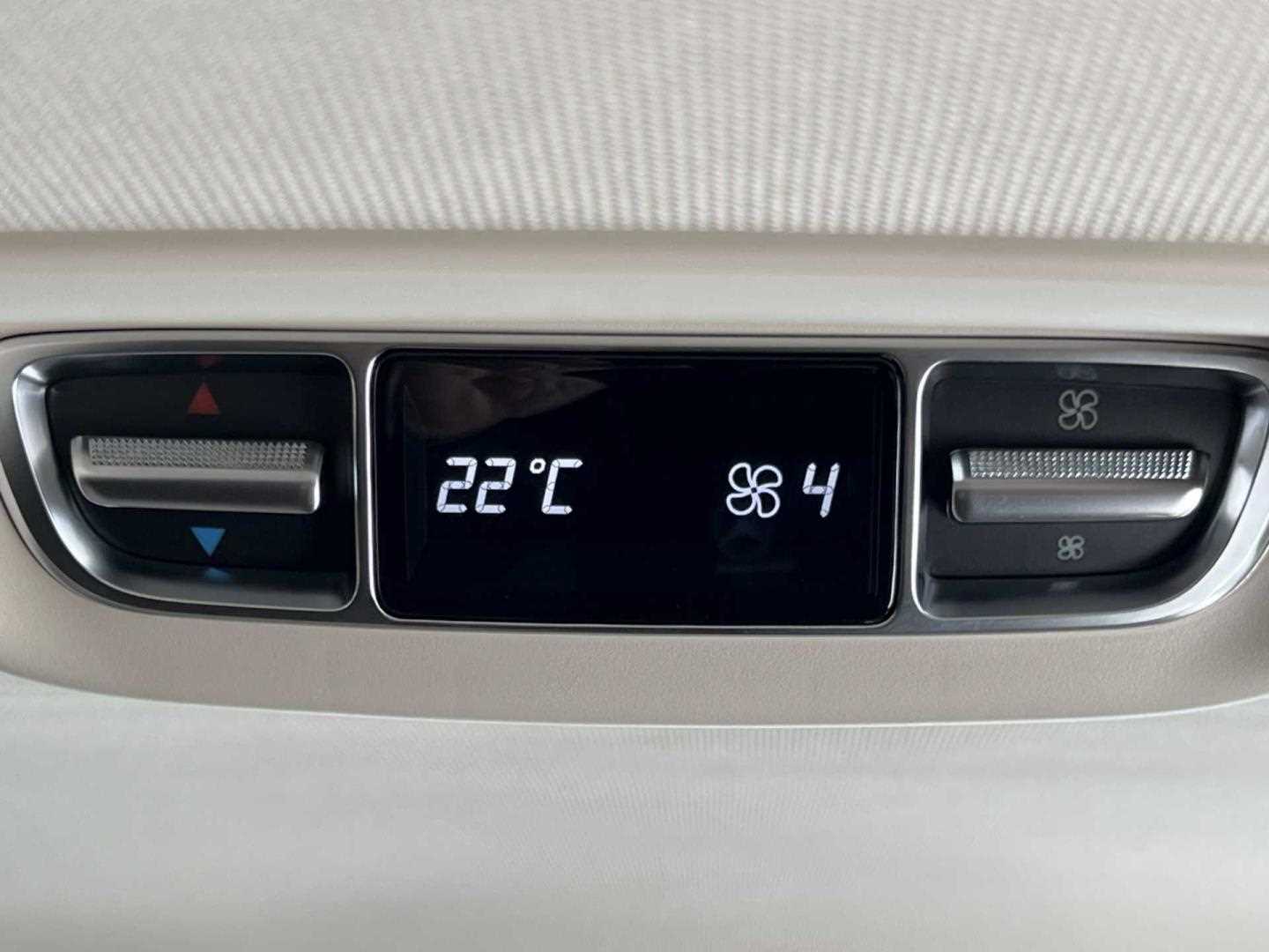 Used Mercedes-Benz V-Class 2025 for sale - 77886034: Photo 29