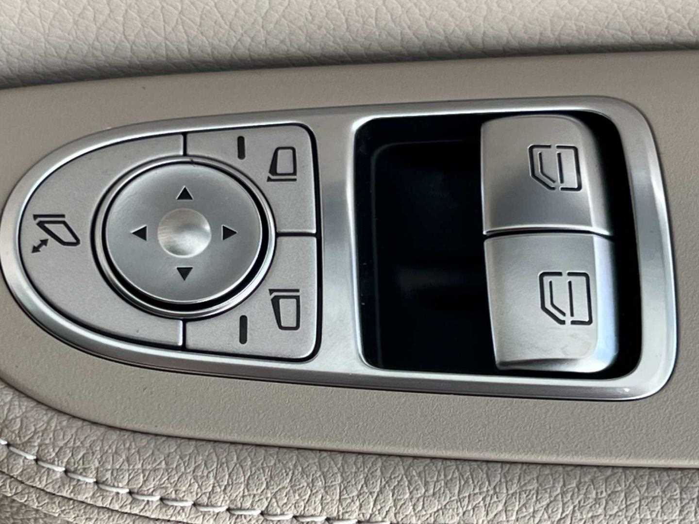 Used Mercedes-Benz V-Class 2025 for sale - 77886034: Photo 35